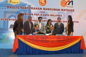 Majlis Penyerahan Bangunan MATRADE oleh JKR Malaysia kepada MITI